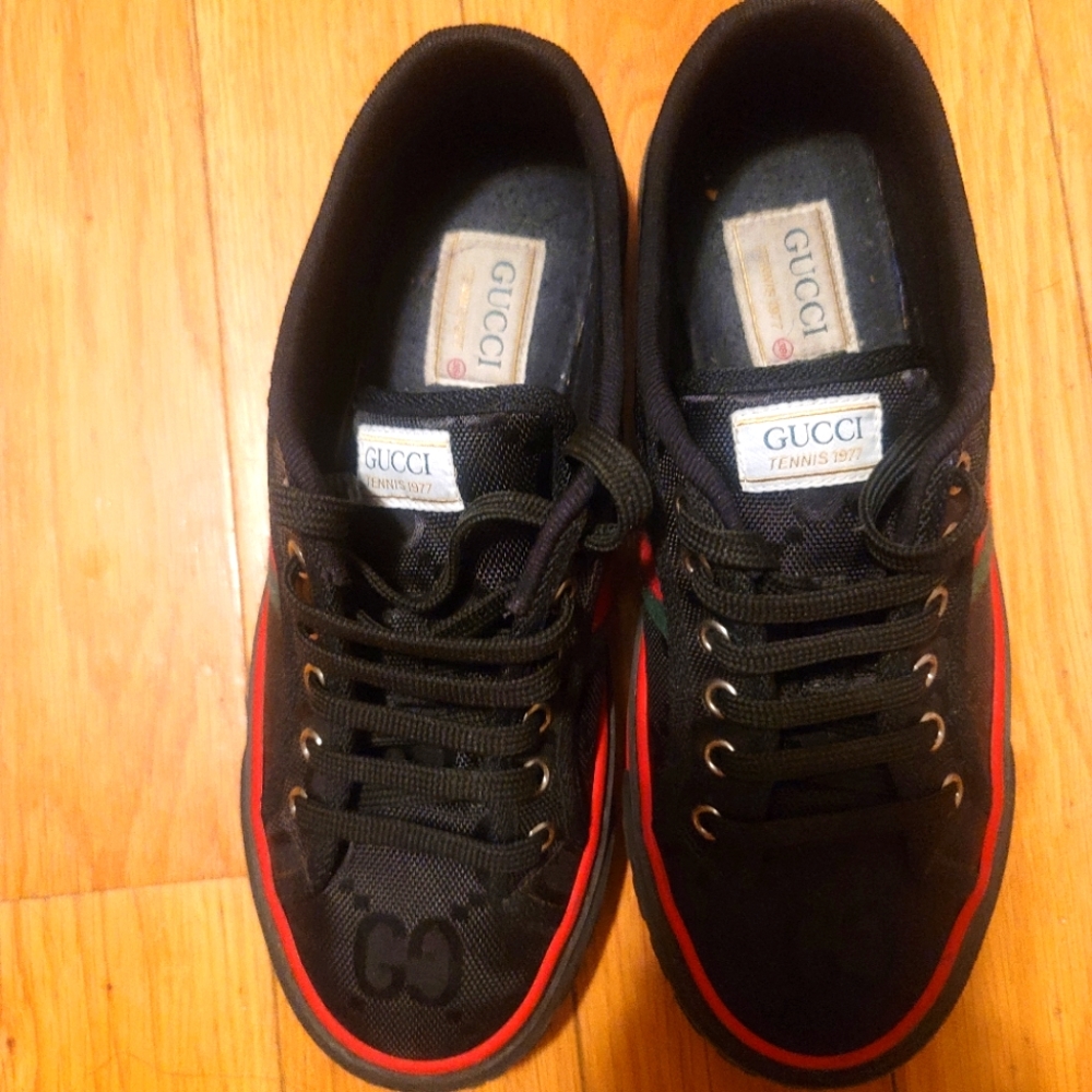 Gucci sneakers